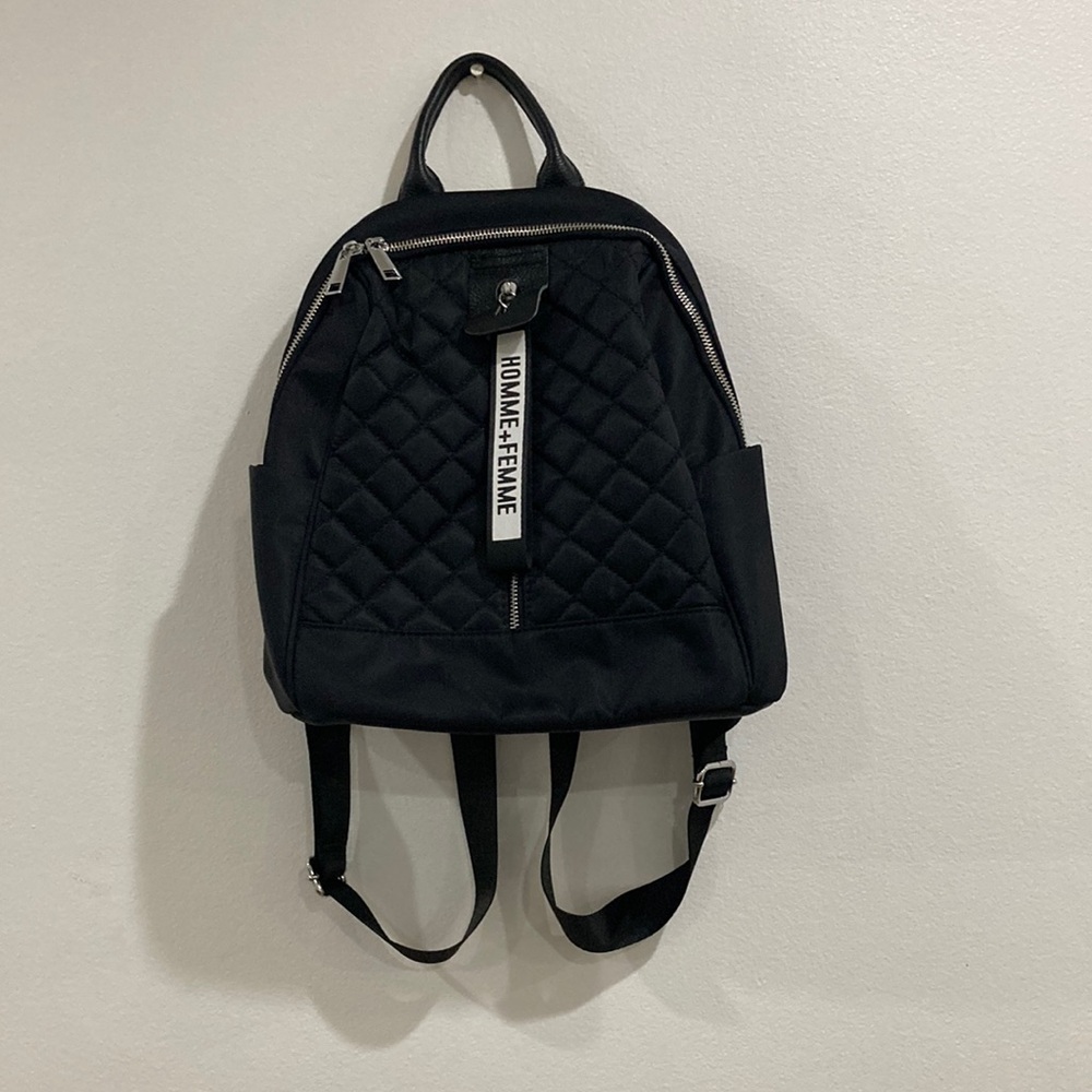 Black backpack 🎒 front zipper square design